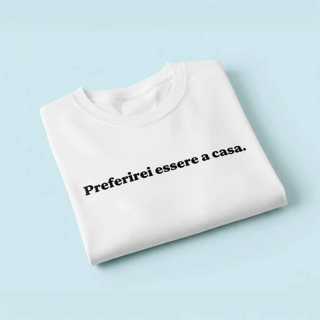 T-shirt con ricamo "Preferirei essere a casa" - Image 2